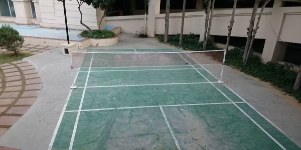 DLF Hamilton Court